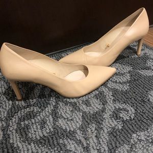 Zara Basic Nude Leather Pumps